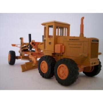 VINTAGE India  DIAPET KOMATSU GD605A MOTOR GRADER 1:50 SCALE ORANGE VERSION (T-74) NBOX