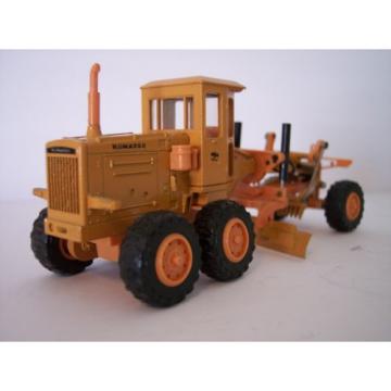 VINTAGE India  DIAPET KOMATSU GD605A MOTOR GRADER 1:50 SCALE ORANGE VERSION (T-74) NBOX