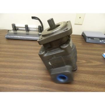 Commercial Guam  Intertech M330A942VNEB12-25 Hydraulic Pump I-98624-08